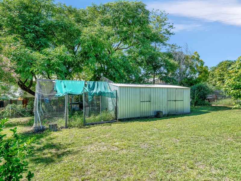 30 Down Street, Esk QLD 4312
