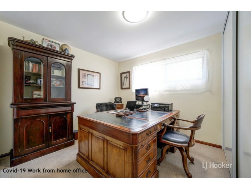 1 Guldbransen Street, Somerset Dam QLD 4312