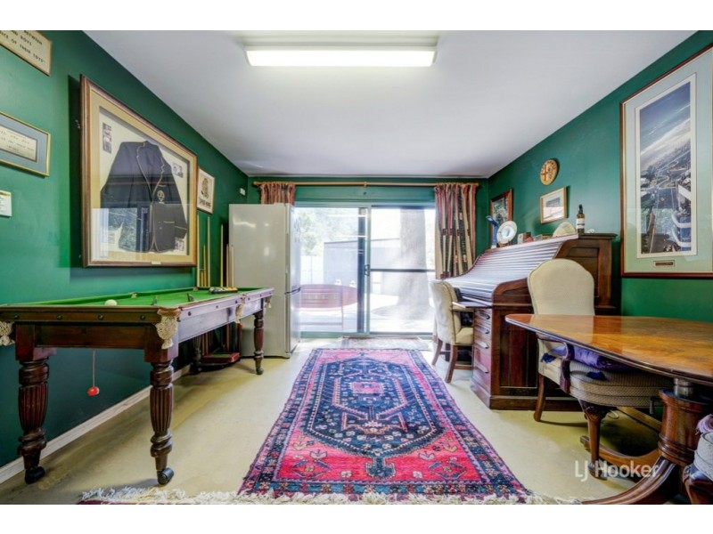 1 Guldbransen Street, Somerset Dam QLD 4312