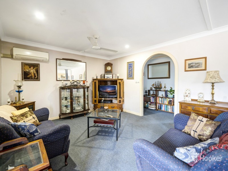 1 Selwyn Road, Esk QLD 4312