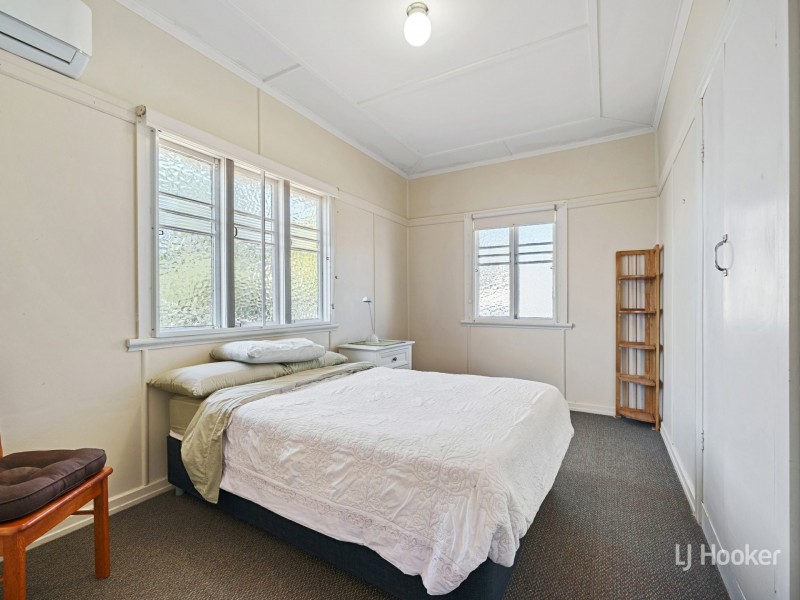 24 Short Street, Esk QLD 4312