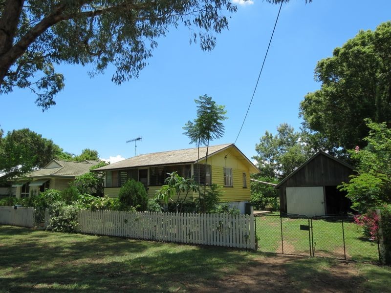 7136 Brisbane Valley Highway, Toogoolawah QLD 4313