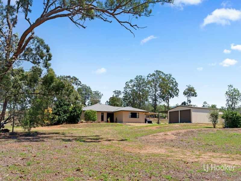 41 Essex Court, Mount Hallen QLD 4312