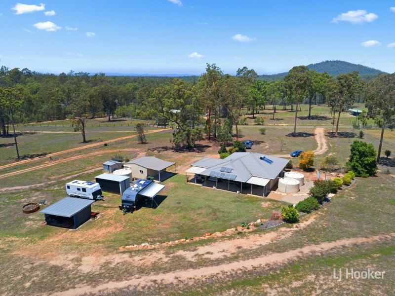 41 Essex Court, Mount Hallen QLD 4312