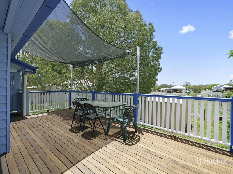 6 Cairnscroft Street, Toogoolawah QLD 4313