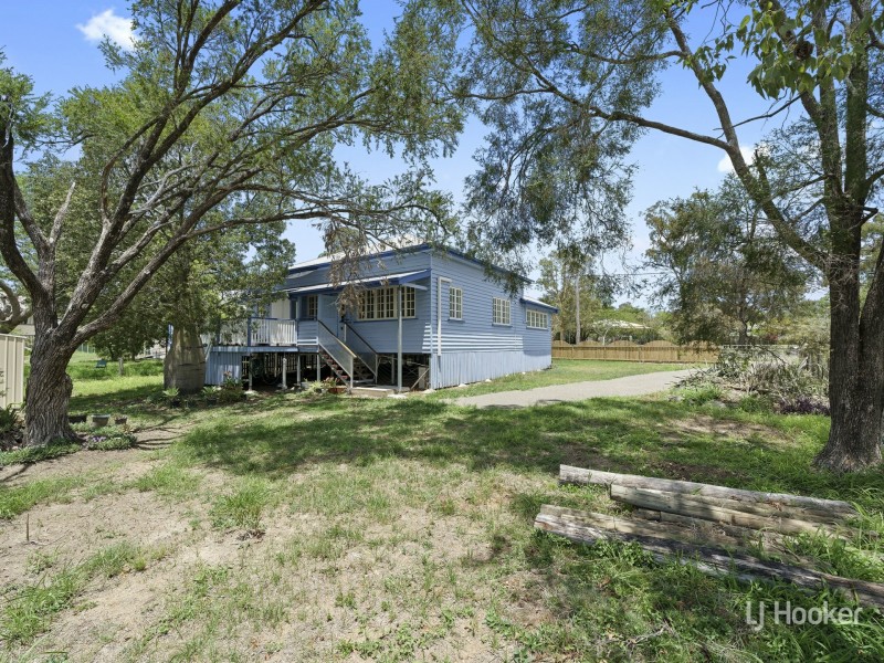 6 Cairnscroft Street, Toogoolawah QLD 4313