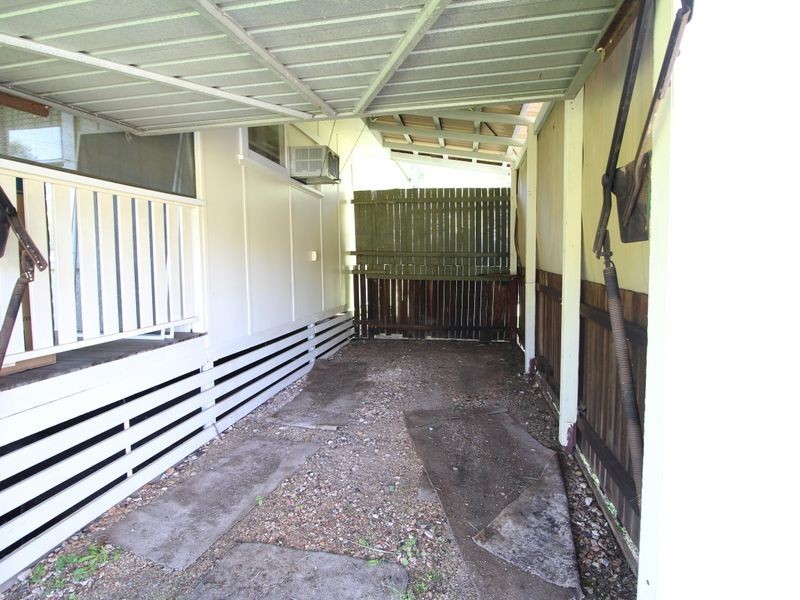 14 Short Street, Esk QLD 4312