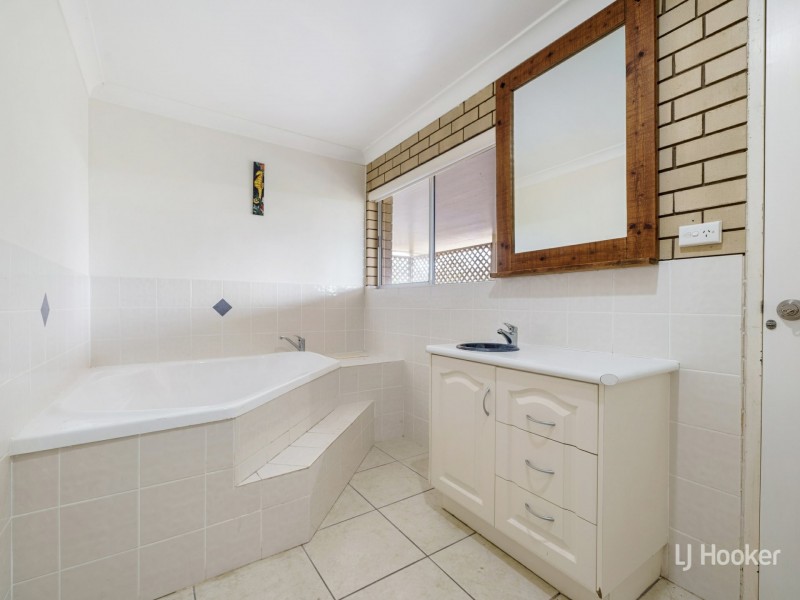 672 Esk Crows Nest Road, Biarra QLD 4313