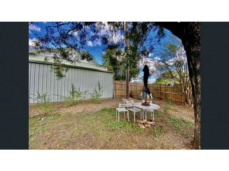 55 Ipswich Street, Esk QLD 4312