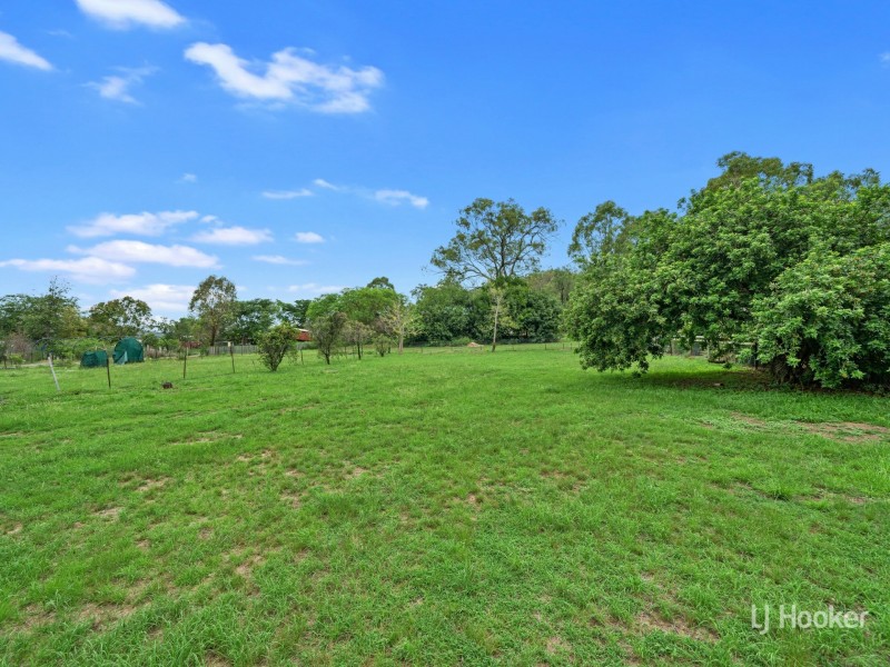 42 Barbour Street, Esk QLD 4312