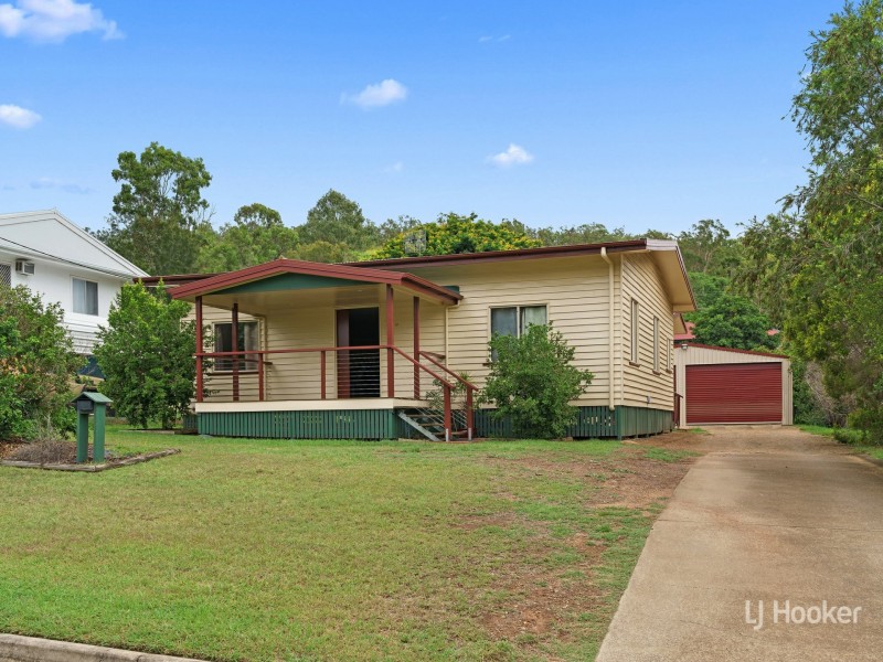 27 Down Street, Esk QLD 4312