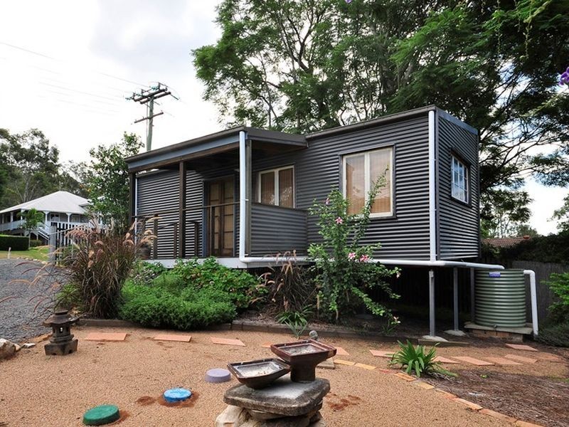 69 Highland Street, Esk QLD 4312