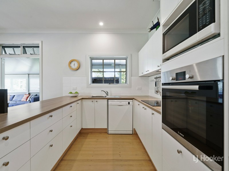13 Short Street, Esk QLD 4312