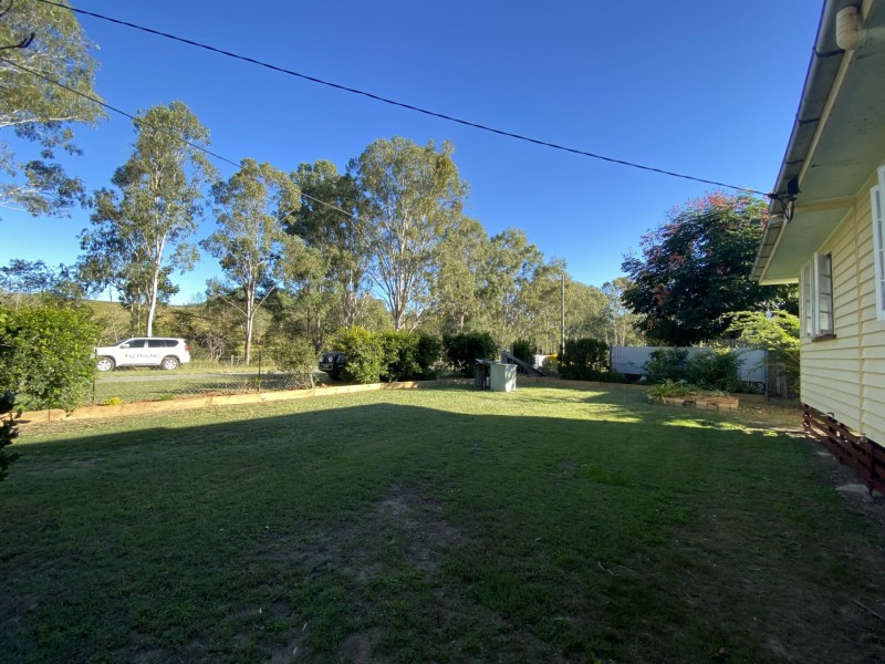 33 Burrows Street, Moore QLD 4306
