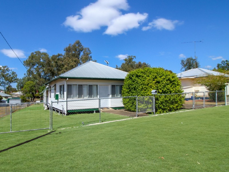 40 Eskdale Road, Toogoolawah QLD 4313
