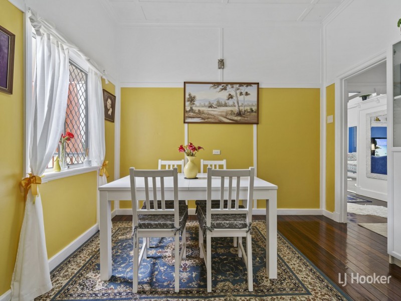 30 Richard Street, Esk QLD 4312