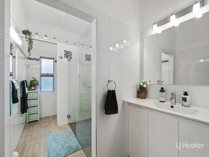 30 Richard Street, Esk QLD 4312