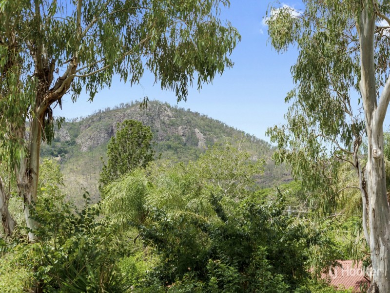 30 Richard Street, Esk QLD 4312