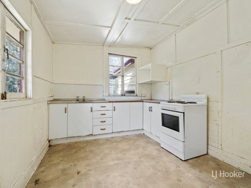 1 Grosvner Street, Blackbutt QLD 4306