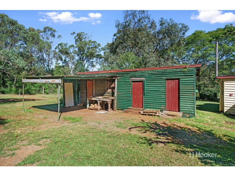 1 Grosvner Street, Blackbutt QLD 4306