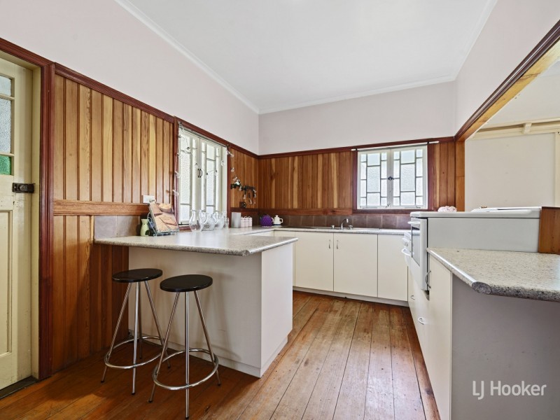 64 Laurel Street, Esk QLD 4312