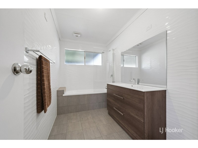 109 Rocky Gully Road, Coominya QLD 4311