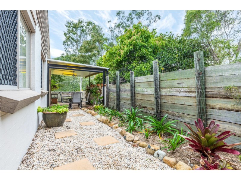 3 Guldbransen Street, Somerset Dam QLD 4312