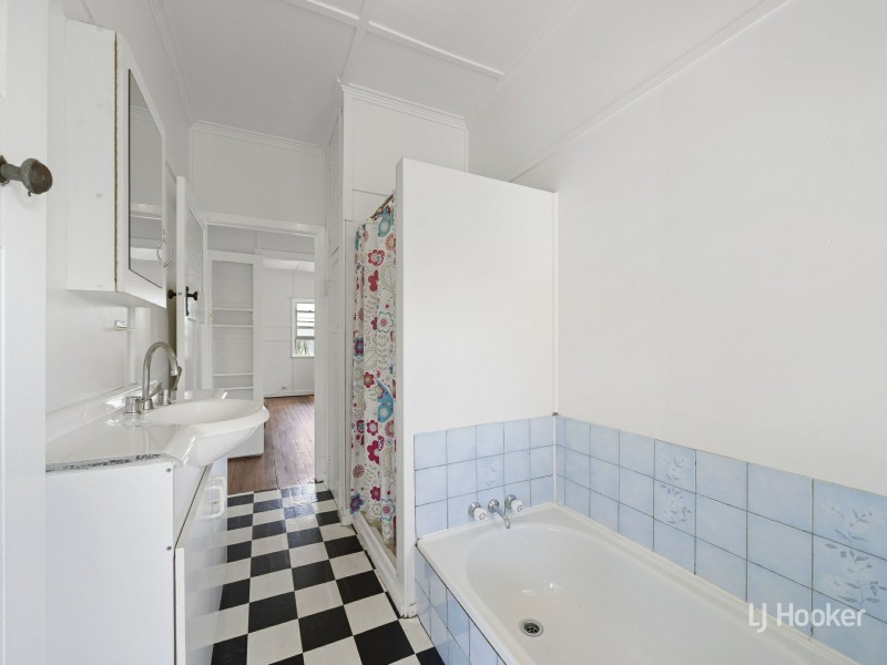 7184 Brisbane Valley Highway, Toogoolawah QLD 4313