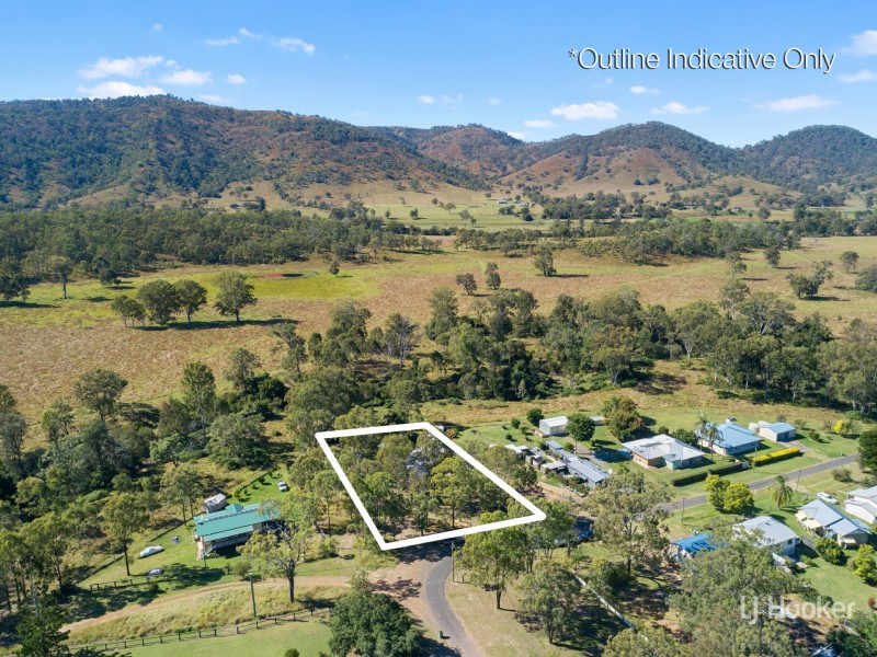 24 William Street, Linville QLD 4306