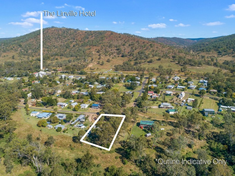 24 William Street, Linville QLD 4306