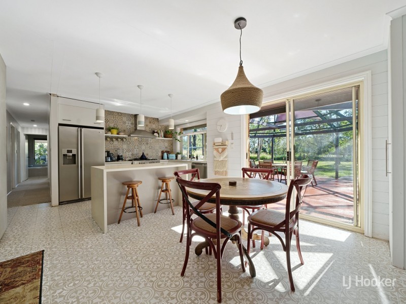 24 William Street, Linville QLD 4306