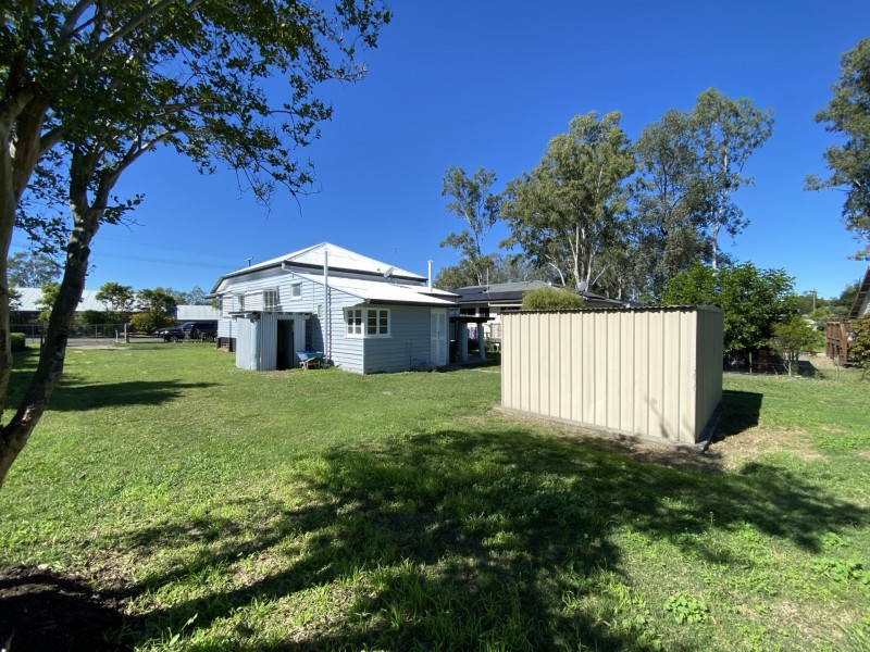19 Charles Street, Toogoolawah QLD 4313