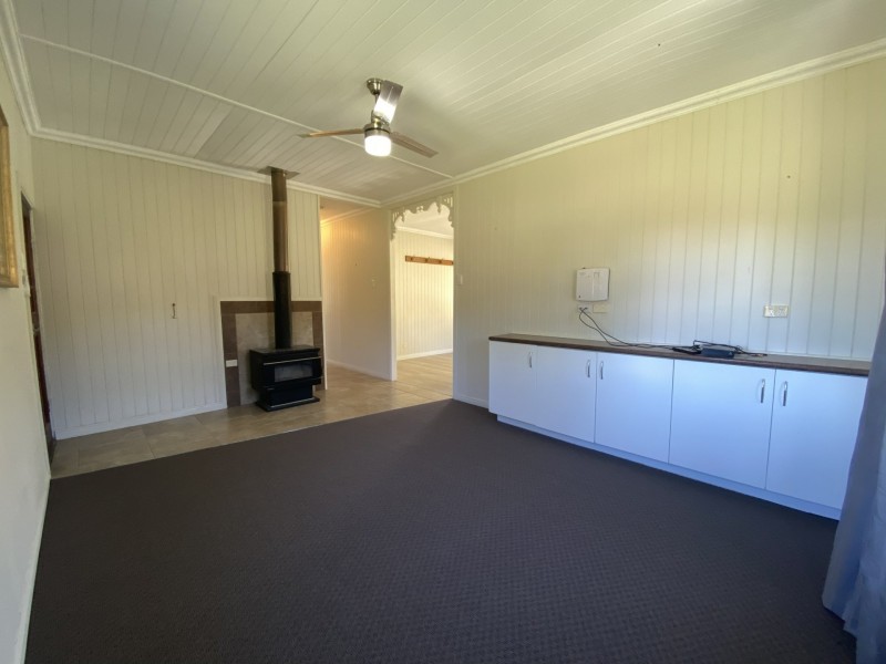Linville QLD 4306