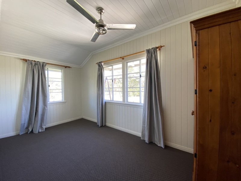 Linville QLD 4306