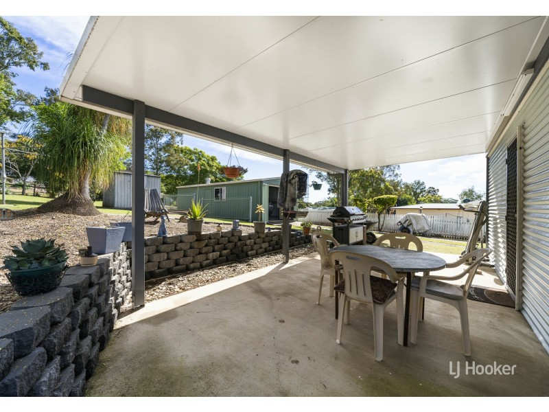 31 Down Street, Esk QLD 4312