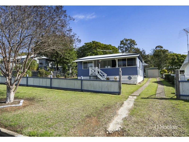 31 Down Street, Esk QLD 4312