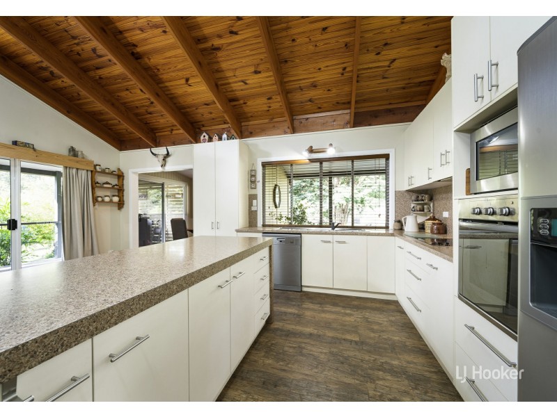 57 Enid Court, Blackbutt QLD 4306