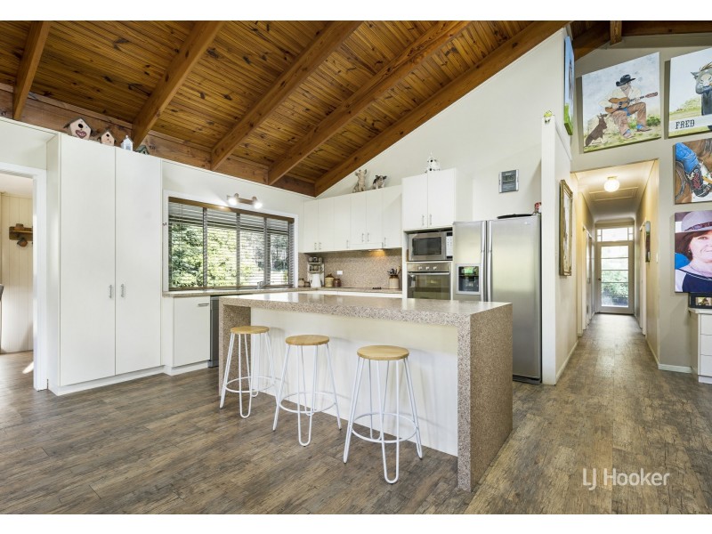 57 Enid Court, Blackbutt QLD 4306