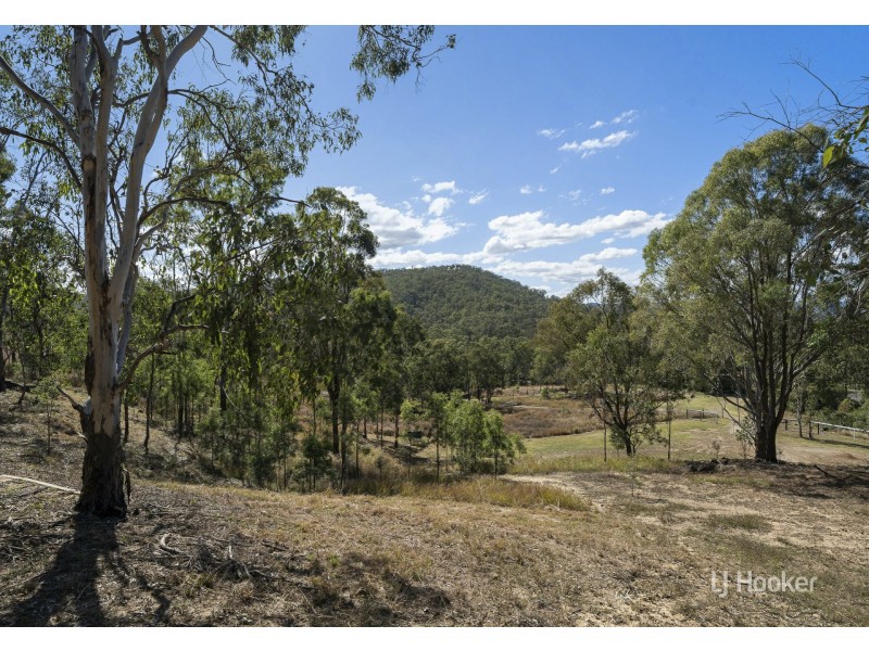 9-11 Cavendish Street, Moore QLD 4306