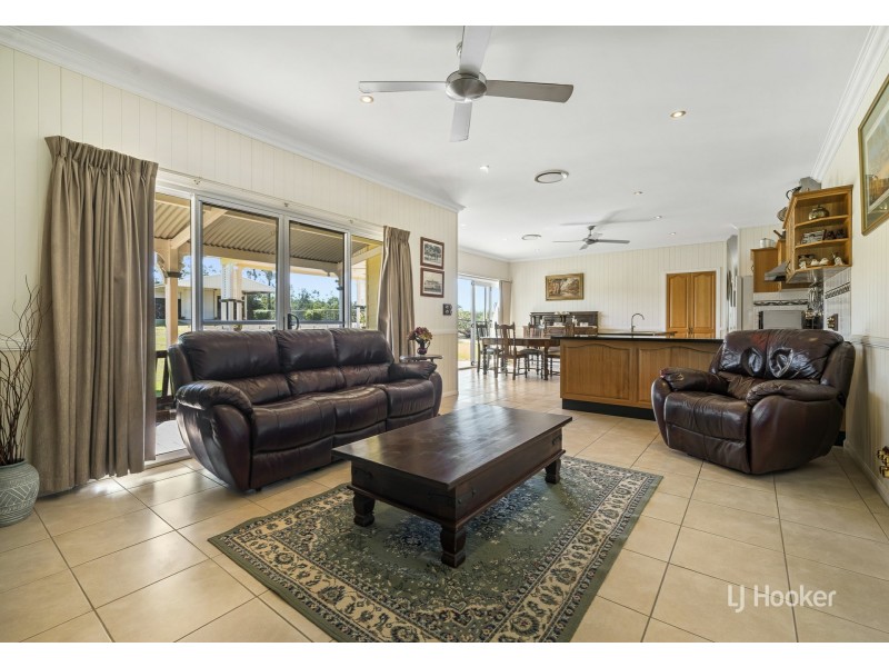 29 Essex Court, Mount Hallen QLD 4312