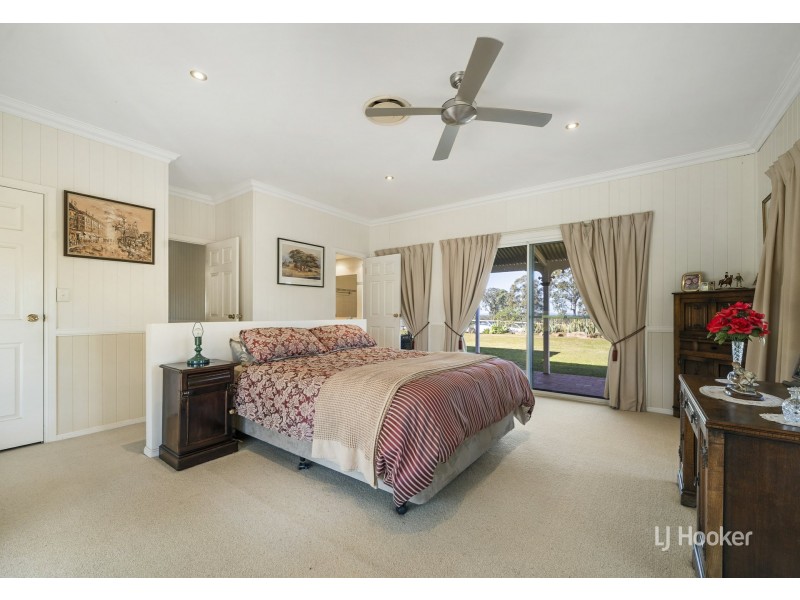 29 Essex Court, Mount Hallen QLD 4312