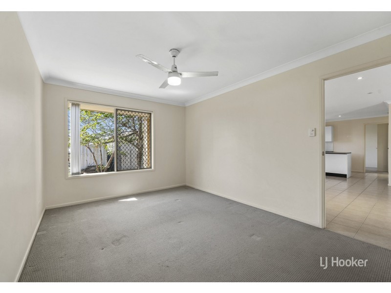 30 Cairnscroft Street, Toogoolawah QLD 4313