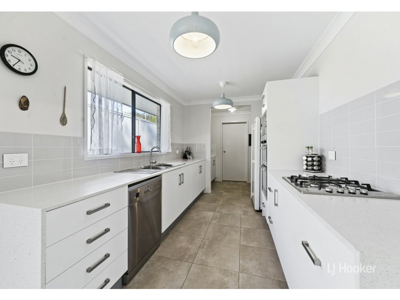 4 Mack Street, Esk QLD 4312