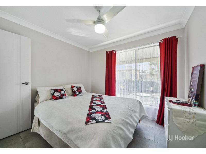 4 Mack Street, Esk QLD 4312