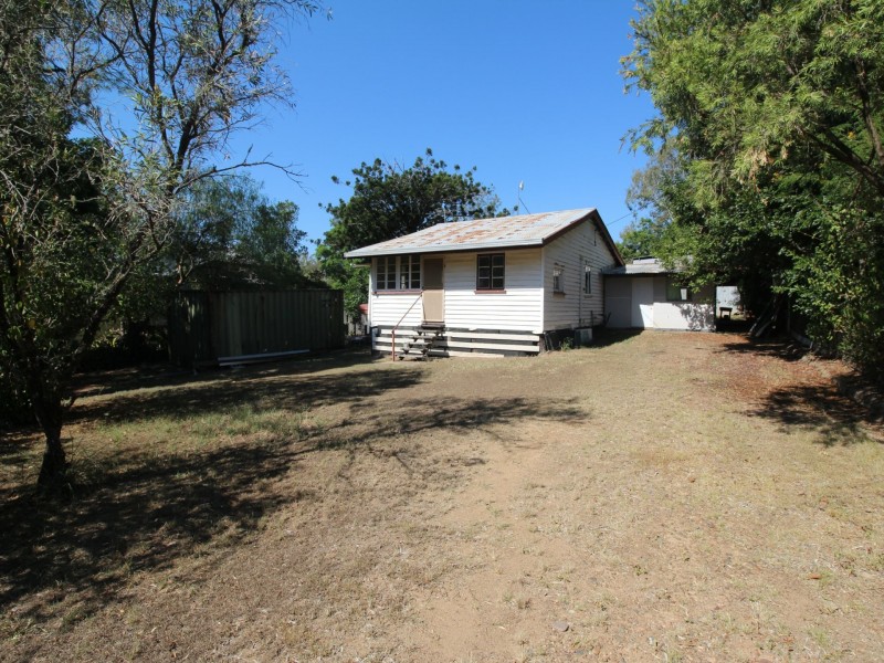 86 George Street, Linville QLD 4306