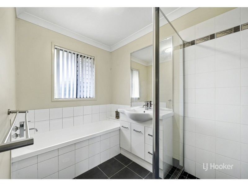 Unit 3/17 Barbour Street, Esk QLD 4312