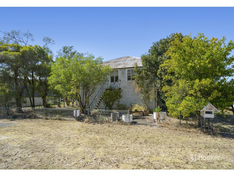 7166 Brisbane Valley Highway, Toogoolawah QLD 4313