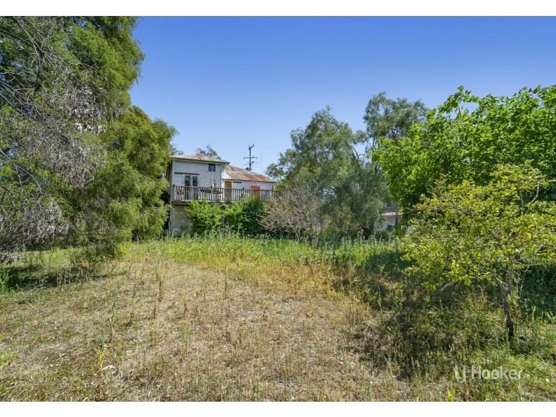 7166 Brisbane Valley Highway, Toogoolawah QLD 4313