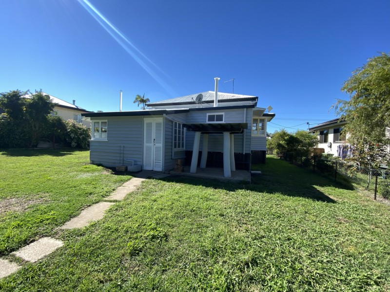 19 Charles Street, Toogoolawah QLD 4313