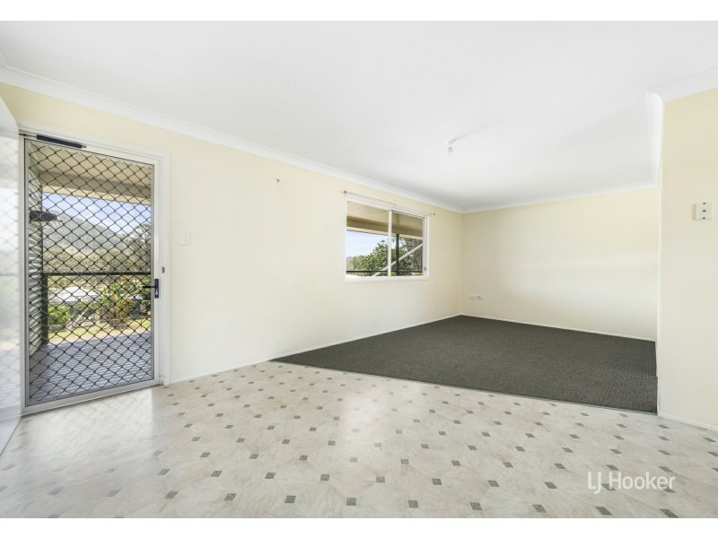 5 Sandford Street, Moore QLD 4306